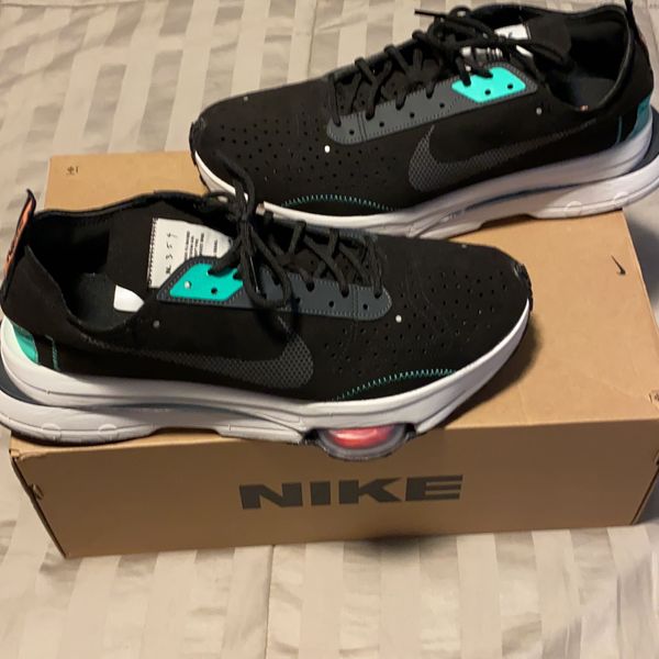 zoom type black menta